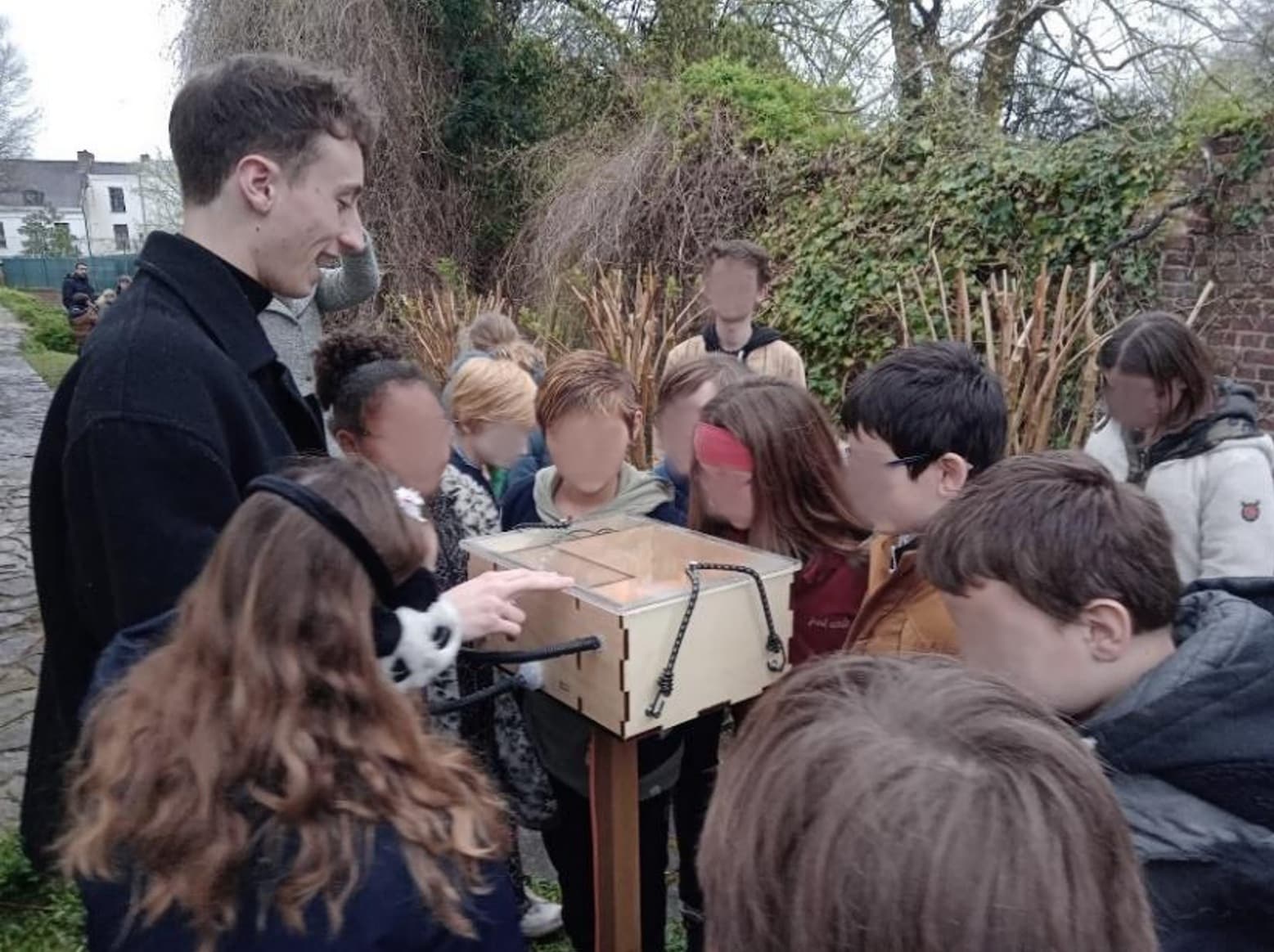 Bird-e installation at École Victor Bufquin, Douai — with the students